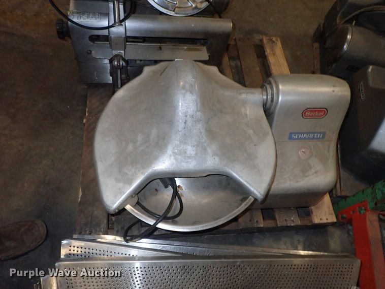 image for item GA9899 Restaurant equipment