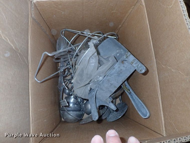 image for item GA9899 Restaurant equipment