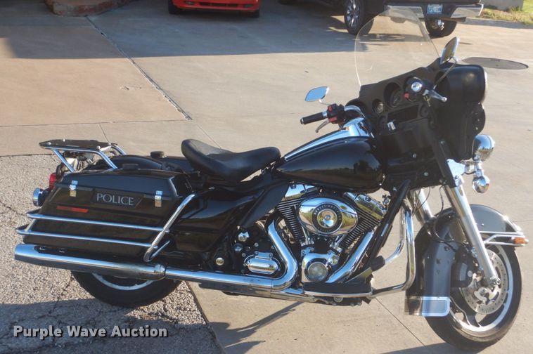 image for item GC9584 2010 Harley Davidson Electra Glide motorcycle