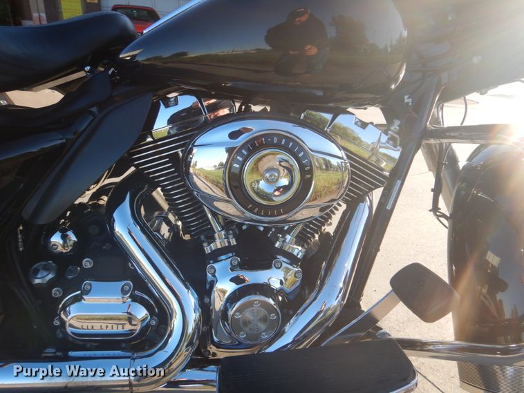 image for item GC9584 2010 Harley Davidson Electra Glide motorcycle