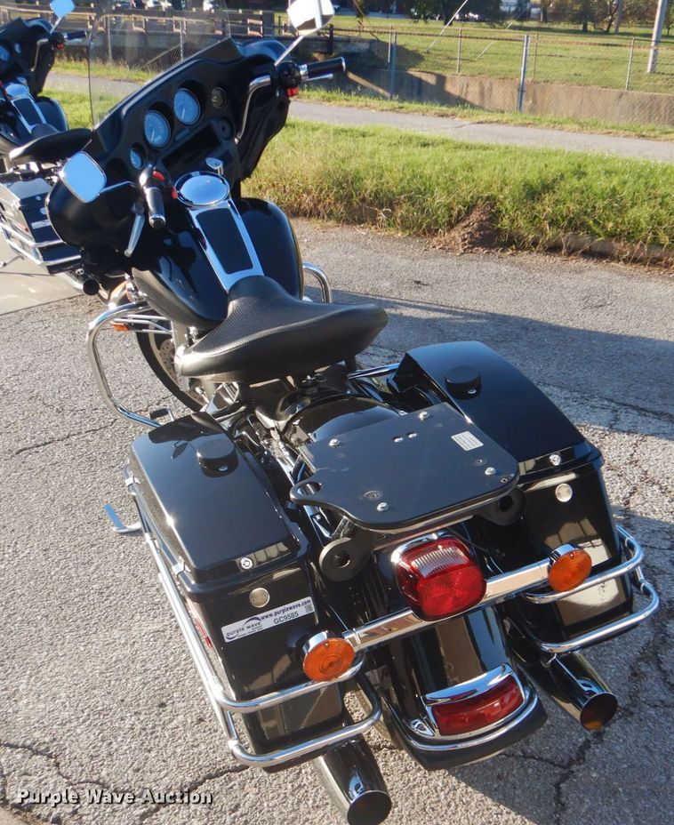 image for item GC9585 2011 Harley Davidson Electra Glide motorcycle