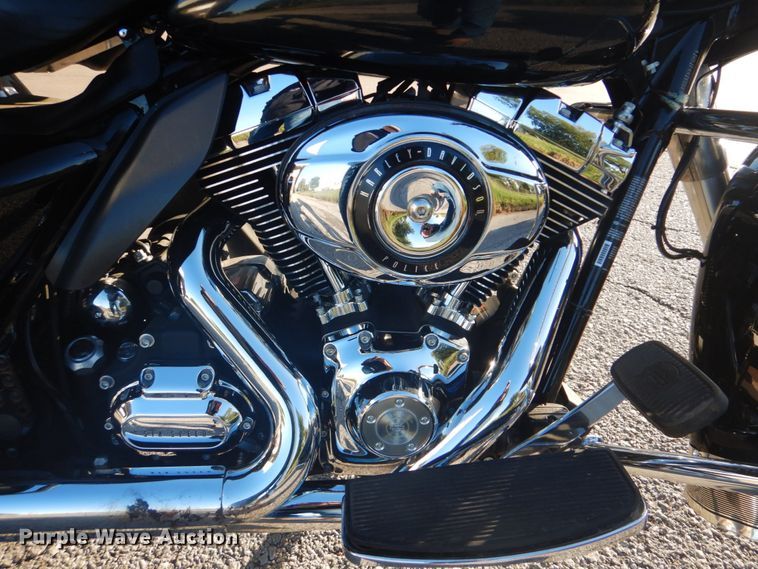 image for item GC9585 2011 Harley Davidson Electra Glide motorcycle