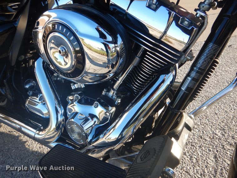 image for item GC9585 2011 Harley Davidson Electra Glide motorcycle