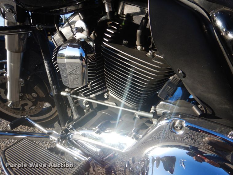 image for item GC9585 2011 Harley Davidson Electra Glide motorcycle