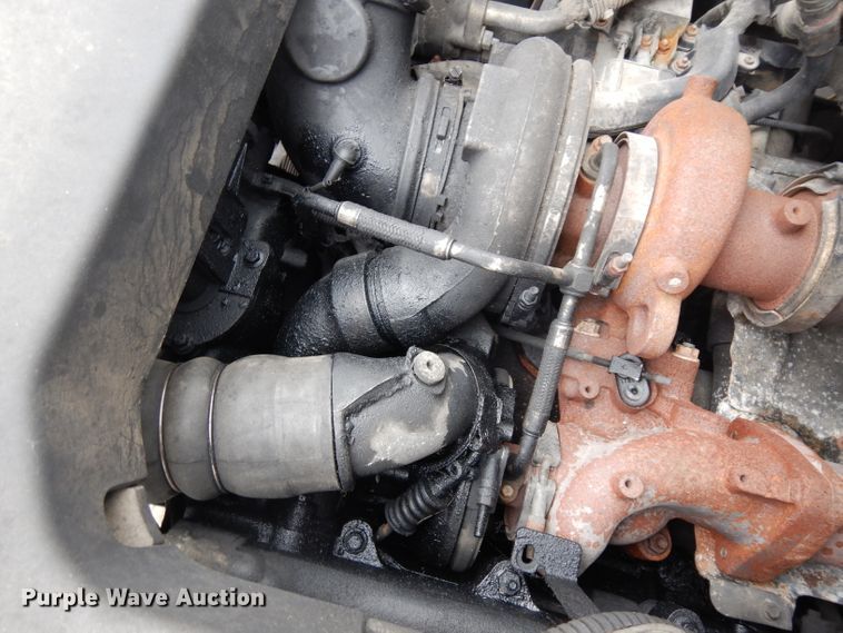 image for item GG9093 2011 International DuraStar 4300 truck cab and chassis