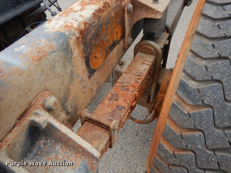 image for item GG9093 2011 International DuraStar 4300 truck cab and chassis