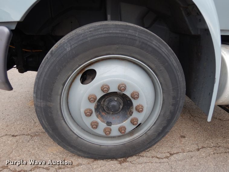 image for item GG9093 2011 International DuraStar 4300 truck cab and chassis