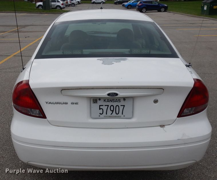 image for item GI9344 2005 Ford Taurus