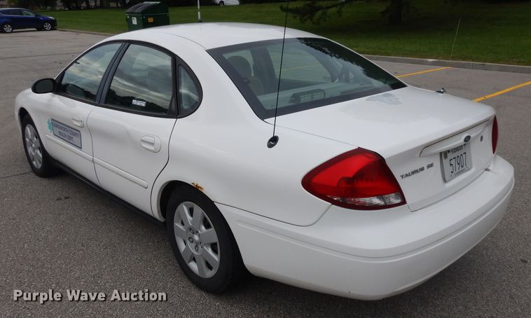 image for item GI9344 2005 Ford Taurus