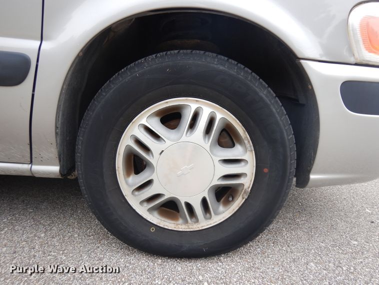 image for item GI9345 2004 Chevrolet Venture van