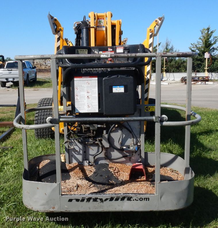 image for item GI9355 2008 Nifty SD64 boom lift