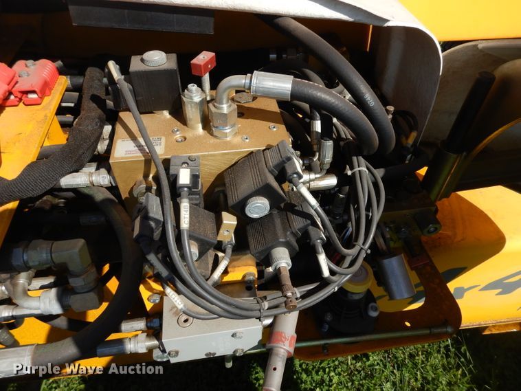 image for item GI9355 2008 Nifty SD64 boom lift