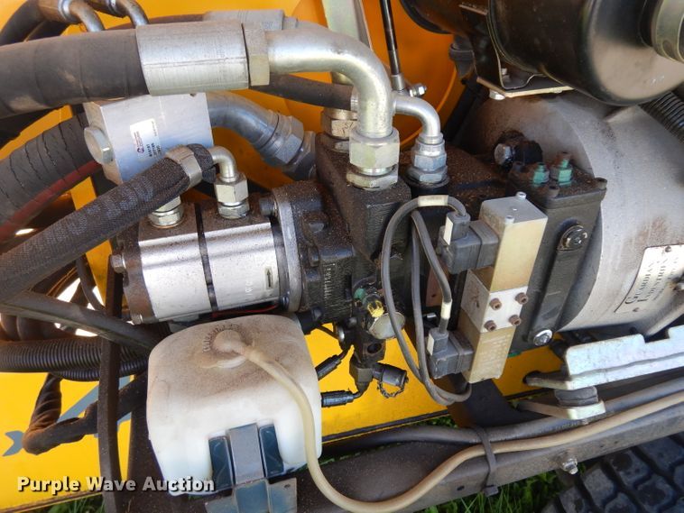 image for item GI9355 2008 Nifty SD64 boom lift