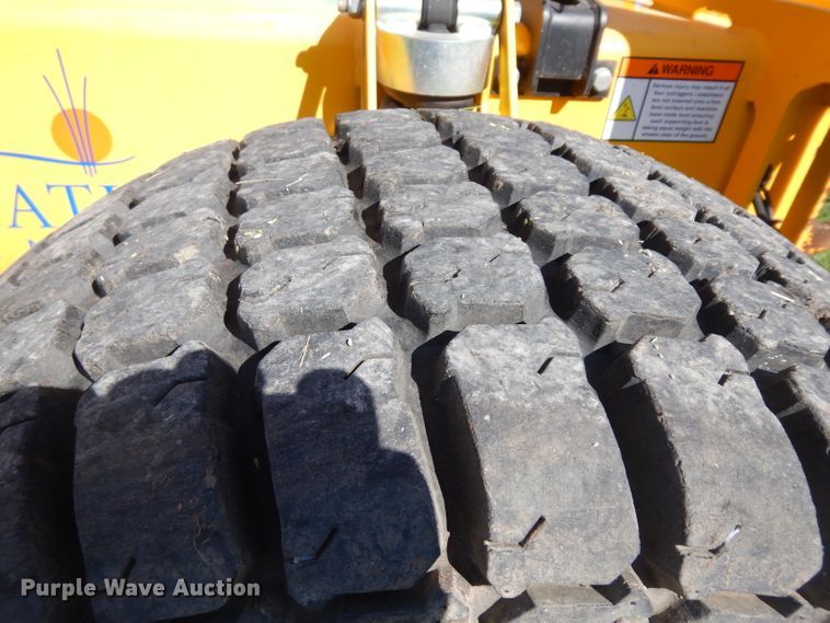 image for item GI9355 2008 Nifty SD64 boom lift