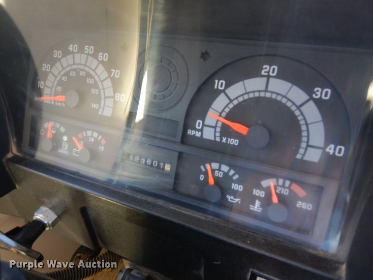 image for item GI9361 1996 Blue Bird TC2000 school bus