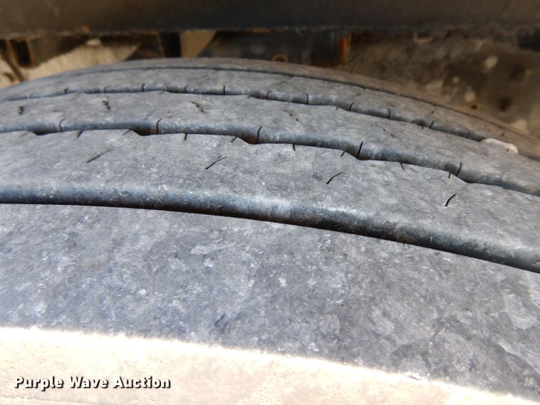 image for item GI9361 1996 Blue Bird TC2000 school bus