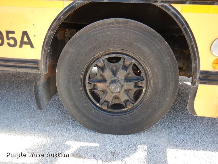 image for item GI9361 1996 Blue Bird TC2000 school bus