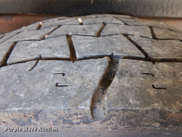 image for item GI9361 1996 Blue Bird TC2000 school bus