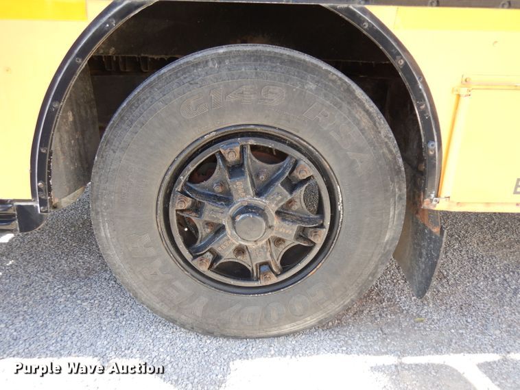 image for item GI9361 1996 Blue Bird TC2000 school bus