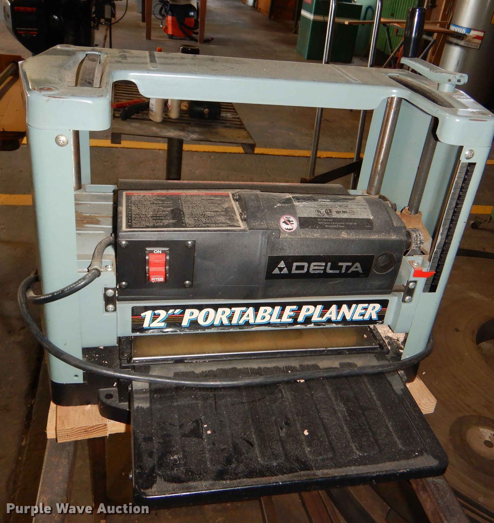Delta 22540 planer in Miltonvale, KS Item FF9703 sold Purple Wave