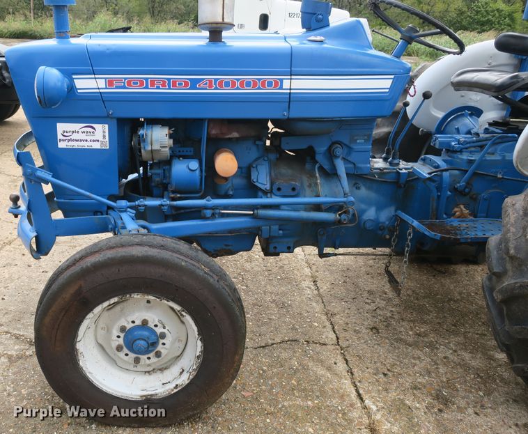 image for item DB10177 Ford 4000 tractor