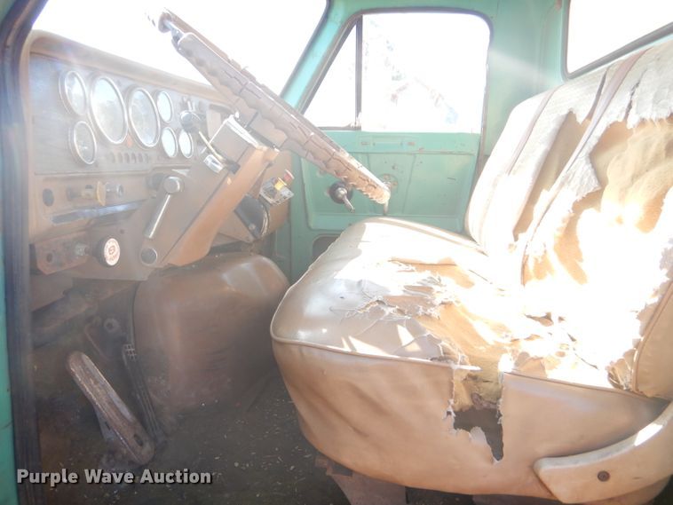 image for item DD4502 1978 Chevrolet 700 silage truck