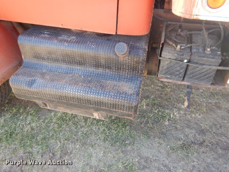 image for item DD4502 1978 Chevrolet 700 silage truck