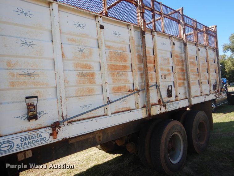 image for item DD4502 1978 Chevrolet 700 silage truck
