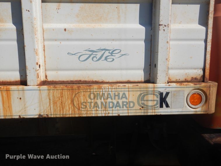 image for item DD4502 1978 Chevrolet 700 silage truck