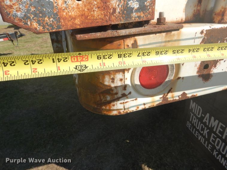 image for item DD4502 1978 Chevrolet 700 silage truck