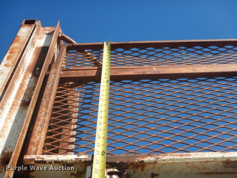 image for item DD4502 1978 Chevrolet 700 silage truck