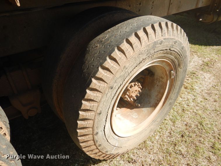 image for item DD4502 1978 Chevrolet 700 silage truck
