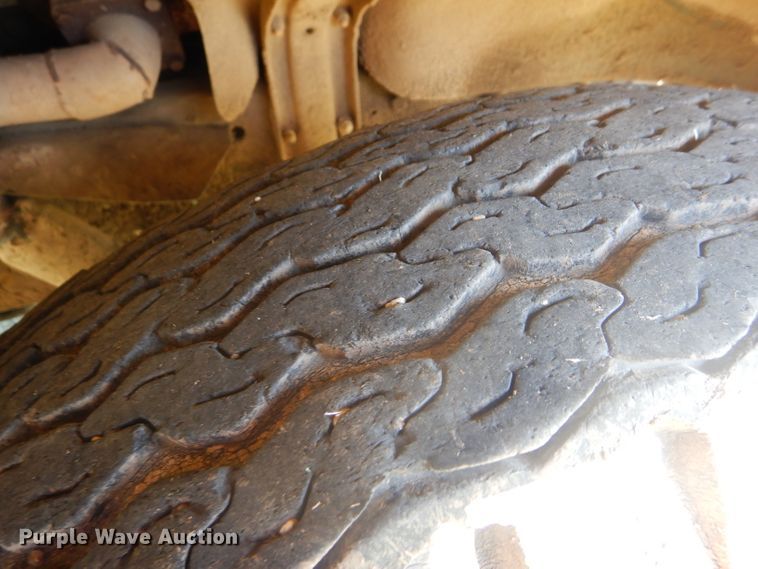 image for item DD4502 1978 Chevrolet 700 silage truck