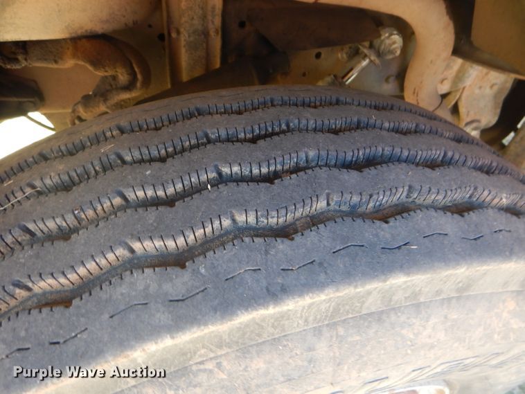 image for item DD4502 1978 Chevrolet 700 silage truck