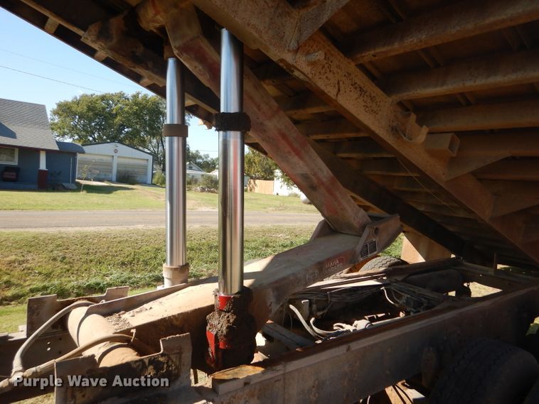 image for item DD4502 1978 Chevrolet 700 silage truck