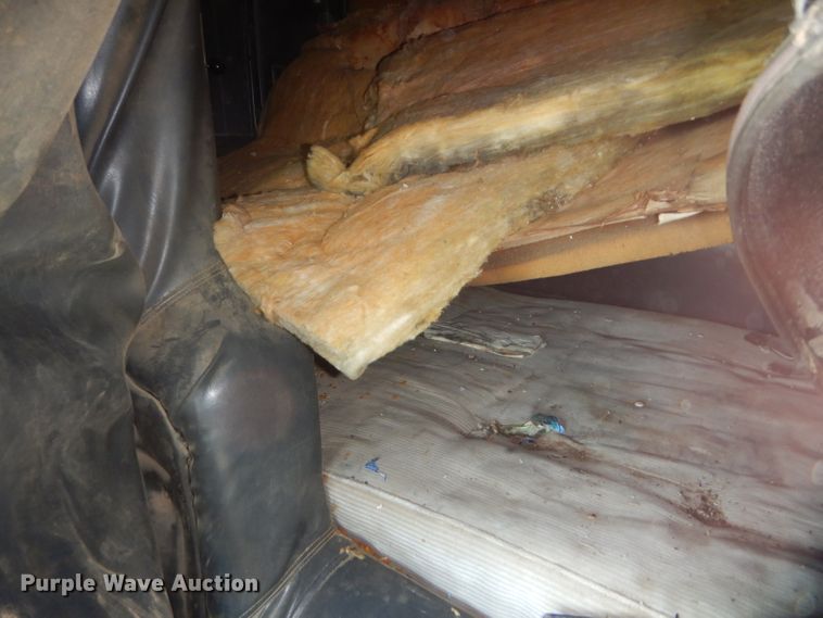 image for item DD4505 1987 International semi truck