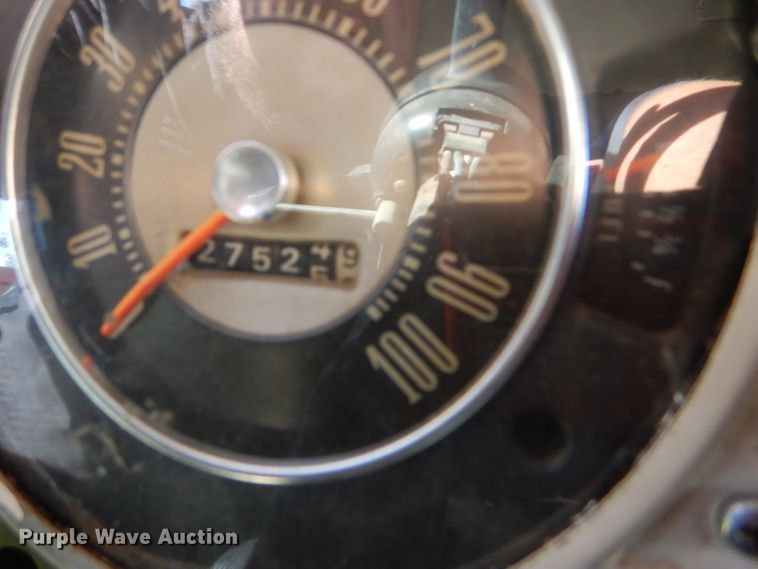 image for item DD4508 1969 Ford 600 grain truck