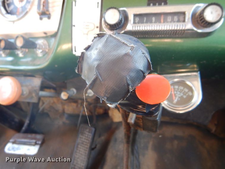 image for item DD4508 1969 Ford 600 grain truck