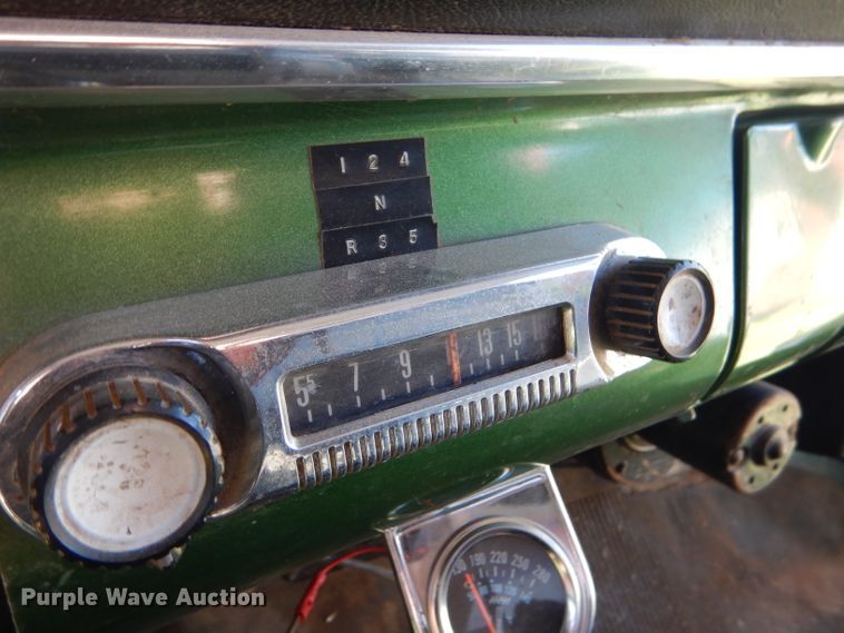 image for item DD4508 1969 Ford 600 grain truck