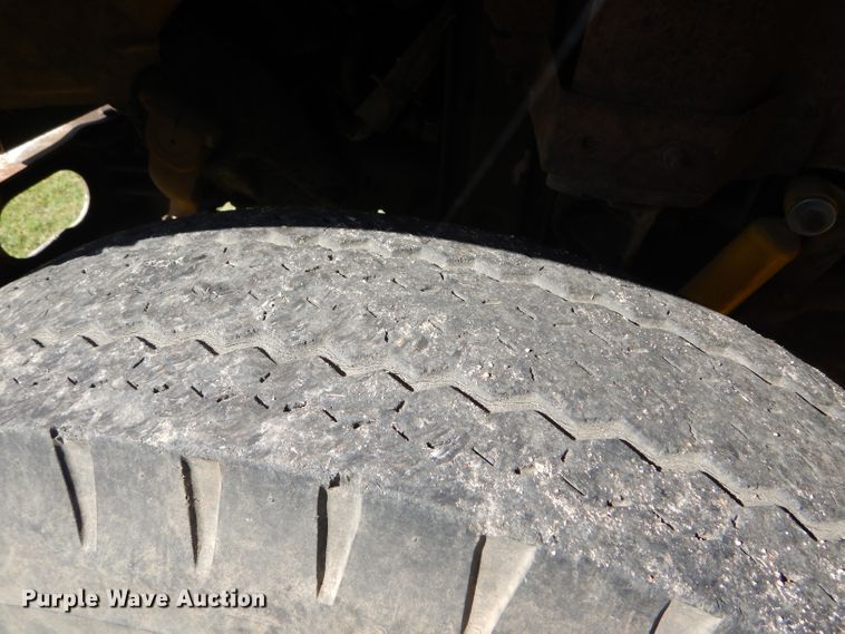 image for item DD4508 1969 Ford 600 grain truck