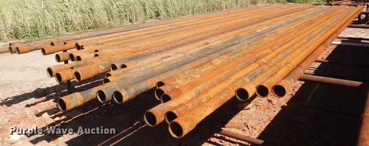 image for item DD4515 Approximately 37 oilfield pipes