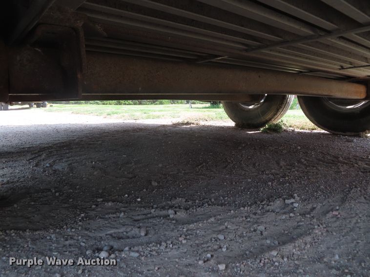 image for item DD6405 2005 Travalong livestock trailer