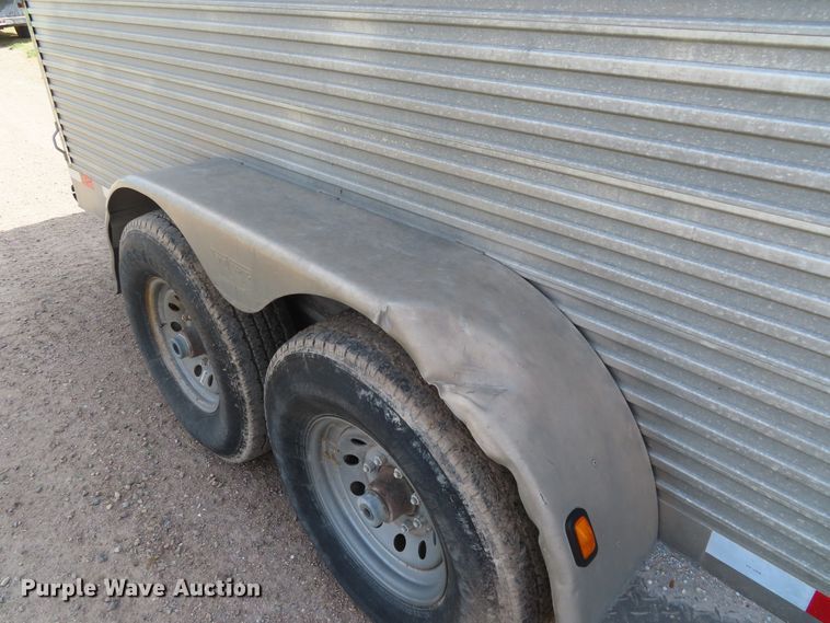 image for item DD6405 2005 Travalong livestock trailer