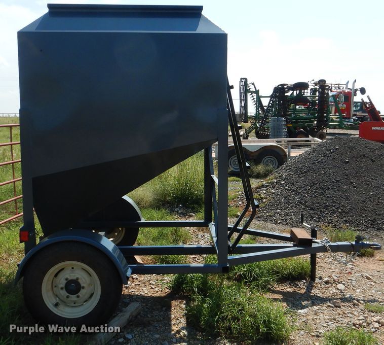 image for item DF2216 LV Versa Tote 99164 seed tender