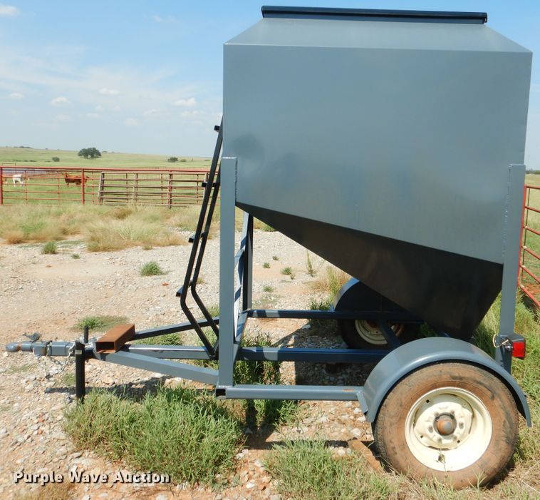 image for item DF2216 LV Versa Tote 99164 seed tender