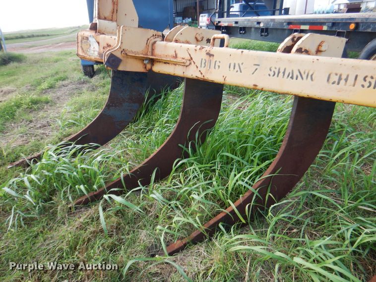 image for item DF2221 Big Ox chisel plow ripper