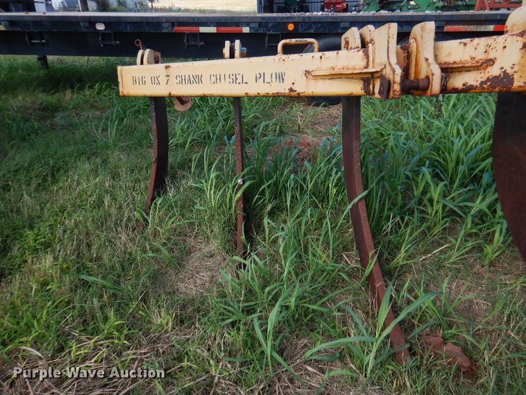 image for item DF2221 Big Ox chisel plow ripper