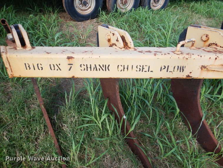 image for item DF2221 Big Ox chisel plow ripper