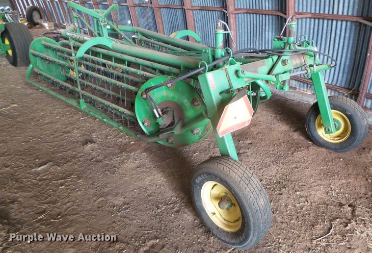image for item DG0312 John Deere 705A hay rake