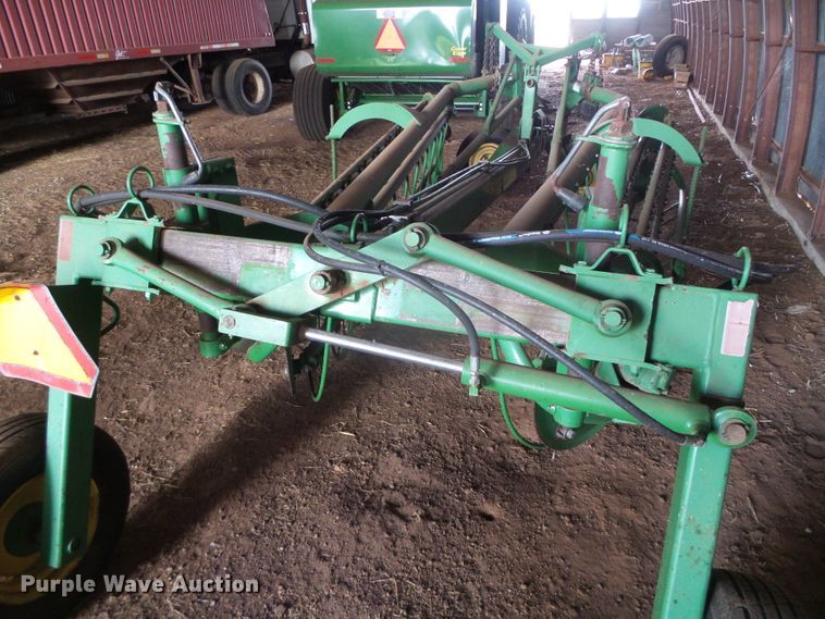 image for item DG0312 John Deere 705A hay rake